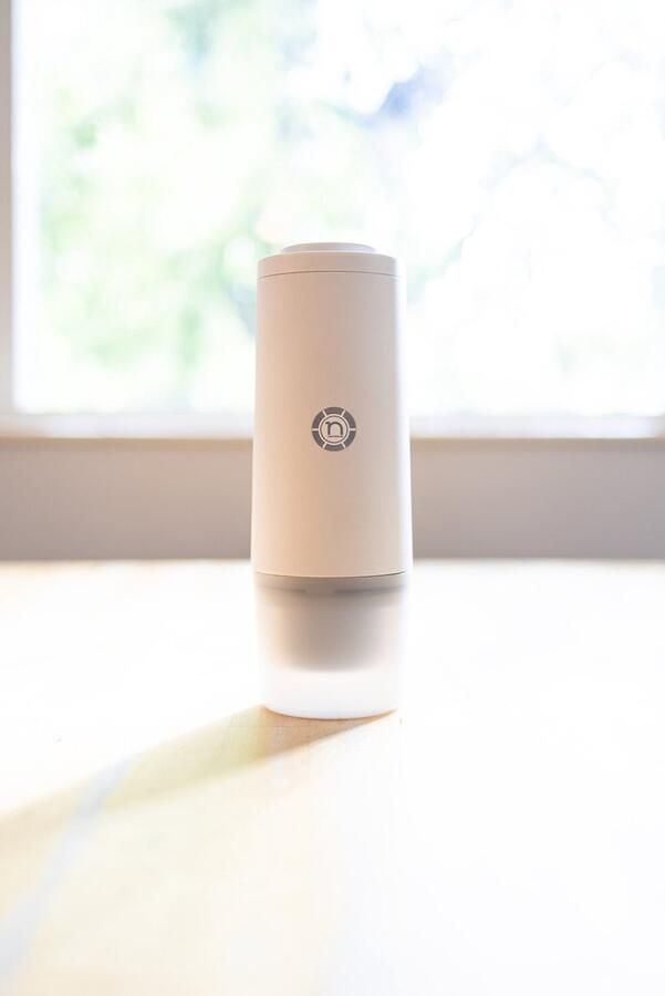 Nomious Prime Brew – Draagbare Handmatige Espressomachine 20 Bar – Mini & Compact Portable Koffiemachine – Voor Onderweg Camping Auto boot vliegtuig sup fiets – Compatibel met Nespresso-maat koffiecups & Gemalen Koffie – Cream WIT - Foto 2