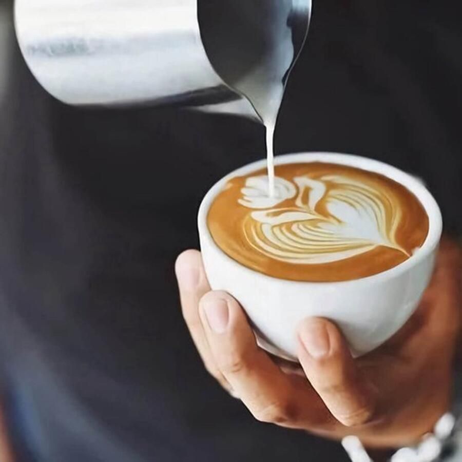 Roestvrijstalen melkopschuimer Espresso stomende kruiken Koffie Schuim Maken Pitcher Latte Art Schuim Cup Stomende Kruik Cappuccino Warme Chocolade 20oz (600ml)