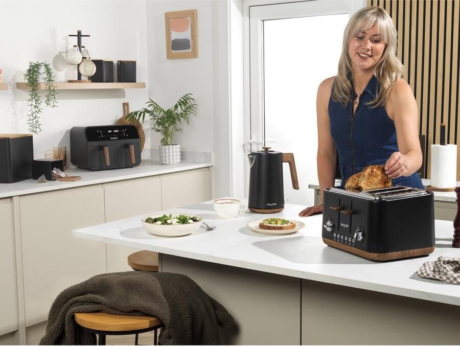 Salter Toronto 4-Slice Toaster – Brede Sleuven 6 Bruiningsniveaus Verwijderbare Kruimellade Ontdooien Opwarmen Annuleren Zelfcentrerende Functie High-Lift Eject 1630 W Mat Zwart
