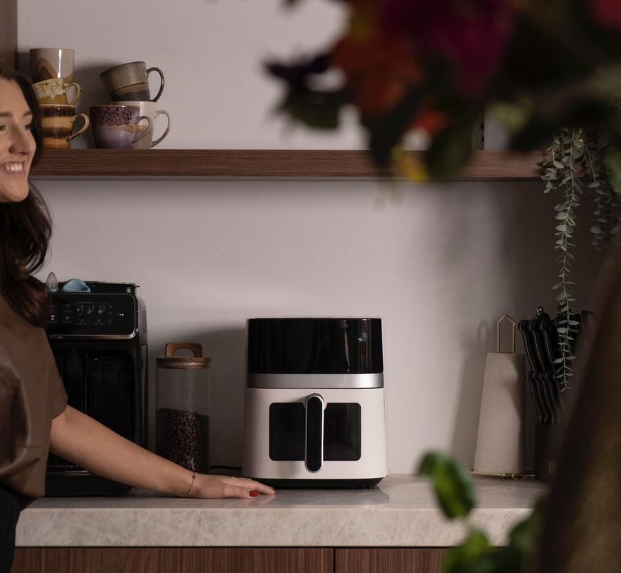 Swiss Pro+ Airfryer SP-AF6.5L.WG airfryer XXXL Intelligente Heteluchtfriteuse Digitaal- 6.5 L XXXL 1500W Gold