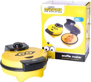 Uncanny Brands Minions Waffle Maker Minion