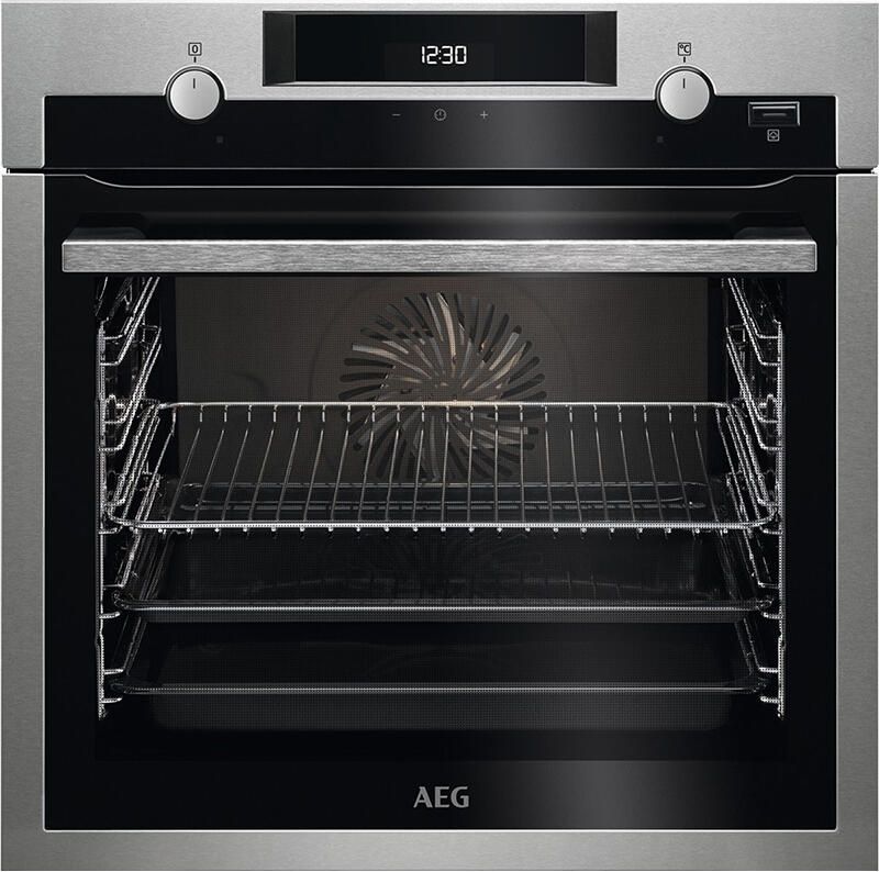 AEG BCS455020M steambake ACTIE met GRATIS airfry rooster "A9OOAFWM"