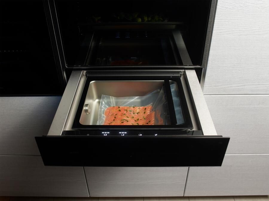 Atag VD16121D Vacumeerlade Zwart