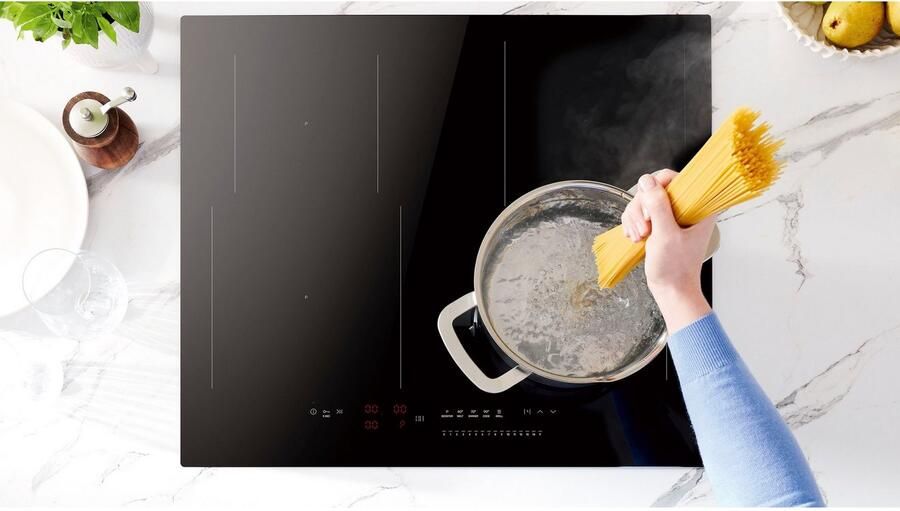 Amica Inductiekookplaat KMI 774 660 C 5 niveaus: 40°c 70°c 90°c voor het garen 200°c voor snel voorverwarmen (1 stuk) - Foto 5