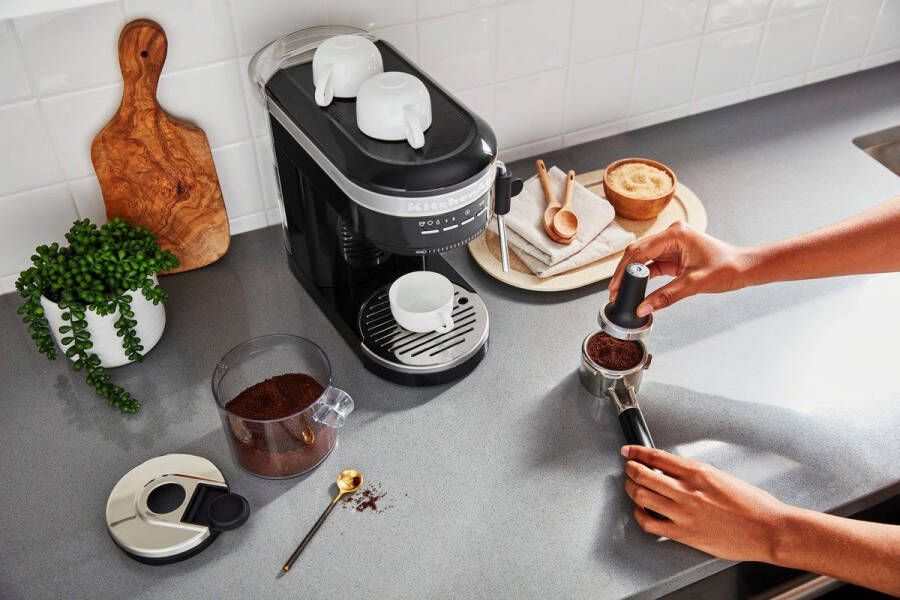 KitchenAid Espressomachine Artisan koffiemachine met slimme sensortechnologie stoompijpje en accessoires Zwart - Foto 7