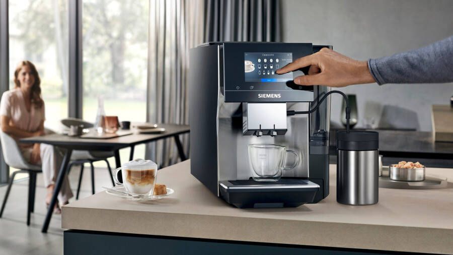 SIEMENS Volautomatisch koffiezetapparaat EQ700 classic TP715D01 Cold Brew intuïtief 5" TFT-display App