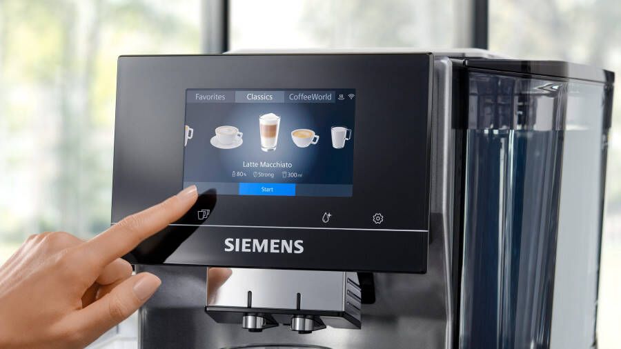 SIEMENS Volautomatisch koffiezetapparaat EQ700 classic TQ717D03 Cold Brew intuïtief 5" TFT-display App