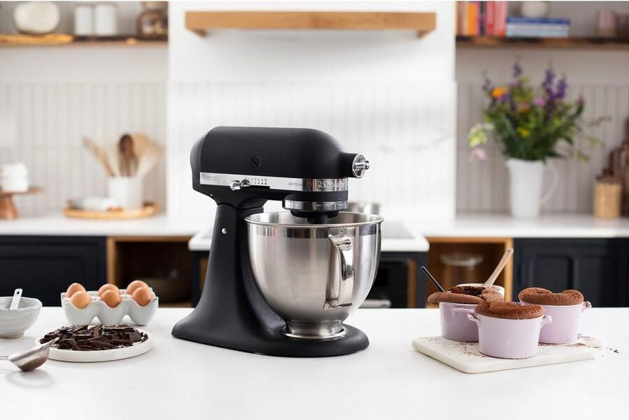 KitchenAid keukenmachine Artisan Keukenrobot met 3 accessoires uit roestvrij staal schenkschild en 2 mengkommen 300 W 3 L en 4 8 L Zwart - Foto 5